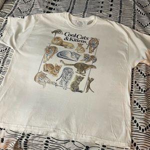 NWT 🆕 COOL CATS & KITTENS GRAPHIC TEE IN 2XL